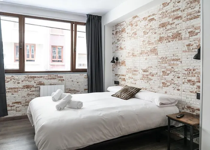 H30 Salces Self Check In Licencia Hbi01292 Гостьовий будинок