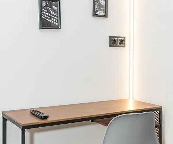 H30 Salces Self Check In Licencia Hbi01292 Більбао