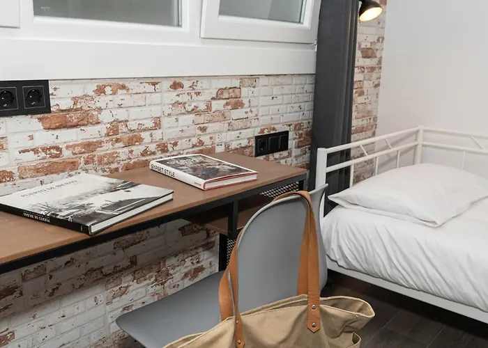 H30 Salces Self Check In Licencia Hbi01292 ゲストハウス 3*