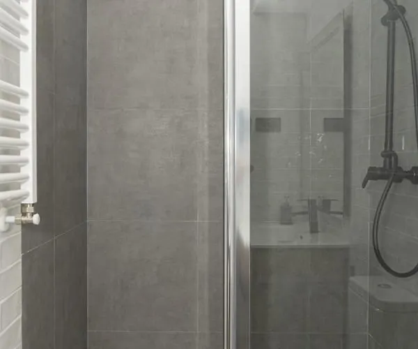 בית הארחה H30 Salces Self Check In Licencia Hbi01292 3*