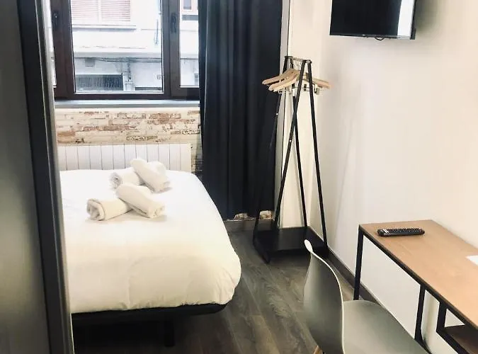 H30 Salces Self Check In Licencia Hbi01292 بيت ضيافة 3*