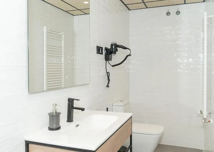 بيت ضيافة H30 Salces Self Check In Licencia Hbi01292